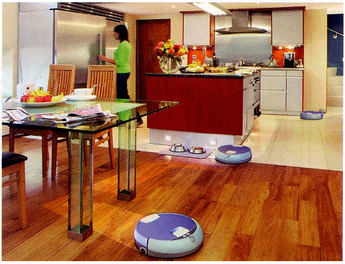 Aspirateur robot en fonctionnement